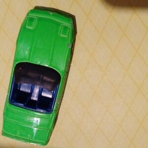 Hot wheels custom Chevy Corvette Mattel made in 1988 Malaysia used lime green